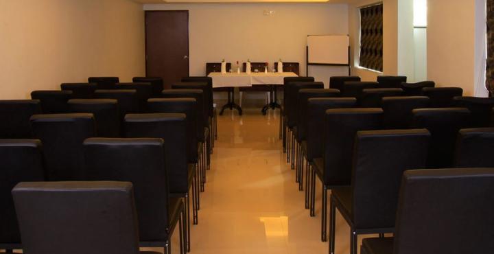 Super Townhouse Malabar Illam Hotel Kochi Ngoại thất bức ảnh